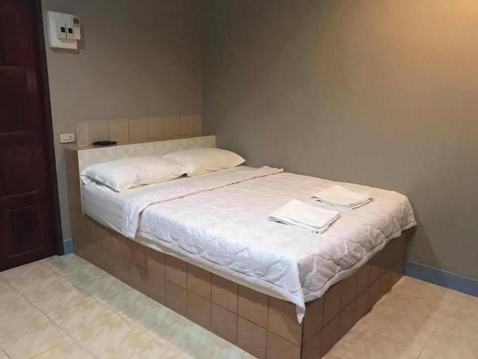 Vila Baan Rai Pu Fa Sattahip Exteriér fotografie