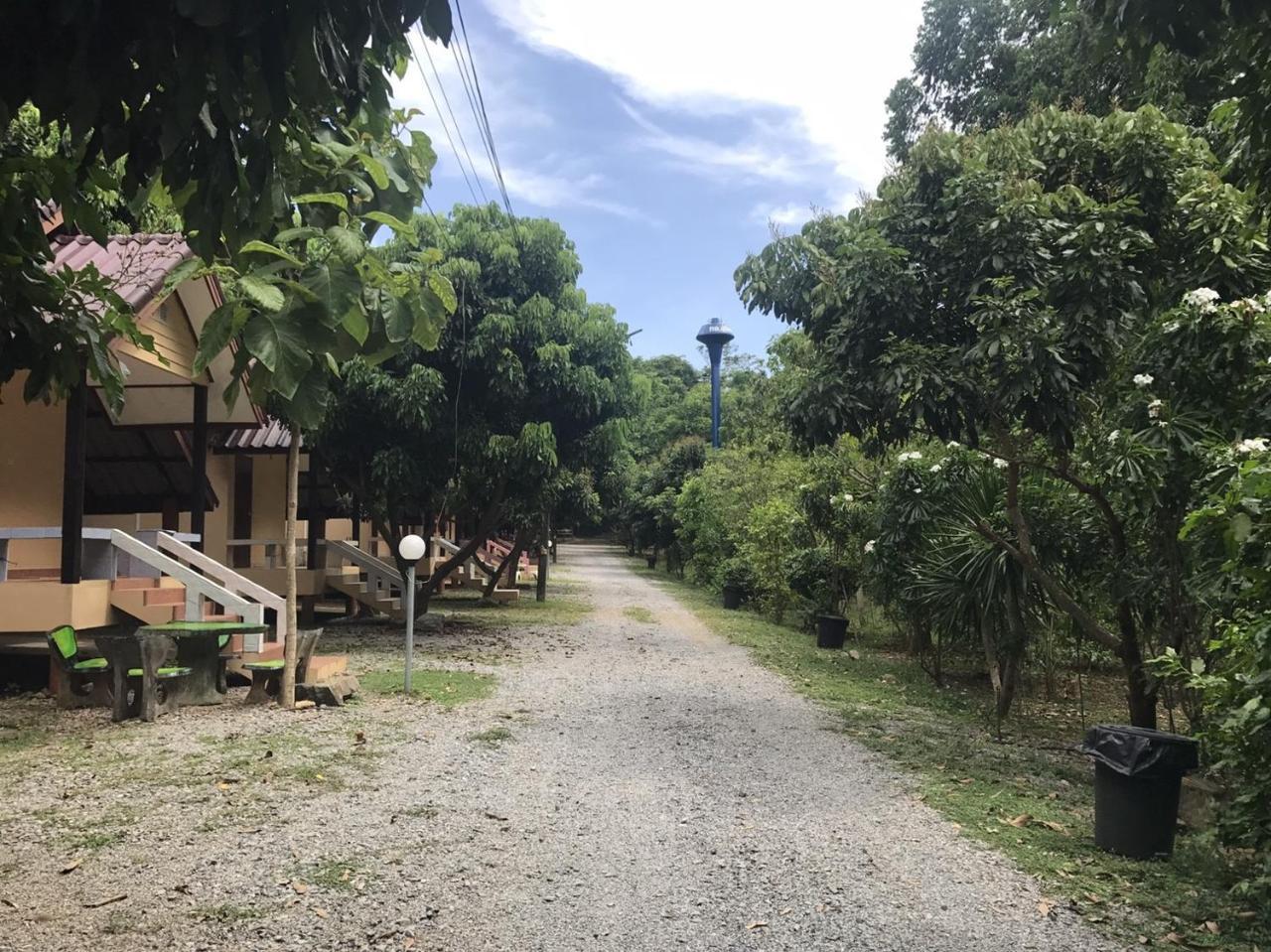 Vila Baan Rai Pu Fa Sattahip Exteriér fotografie