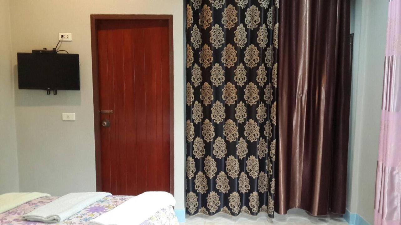 Vila Baan Rai Pu Fa Sattahip Exteriér fotografie